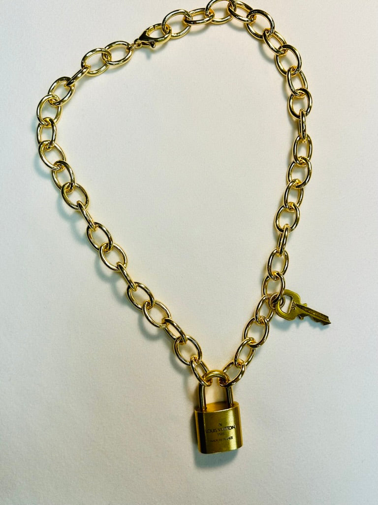 003- LV Lock Gold Filled Polished Round Link Necklace