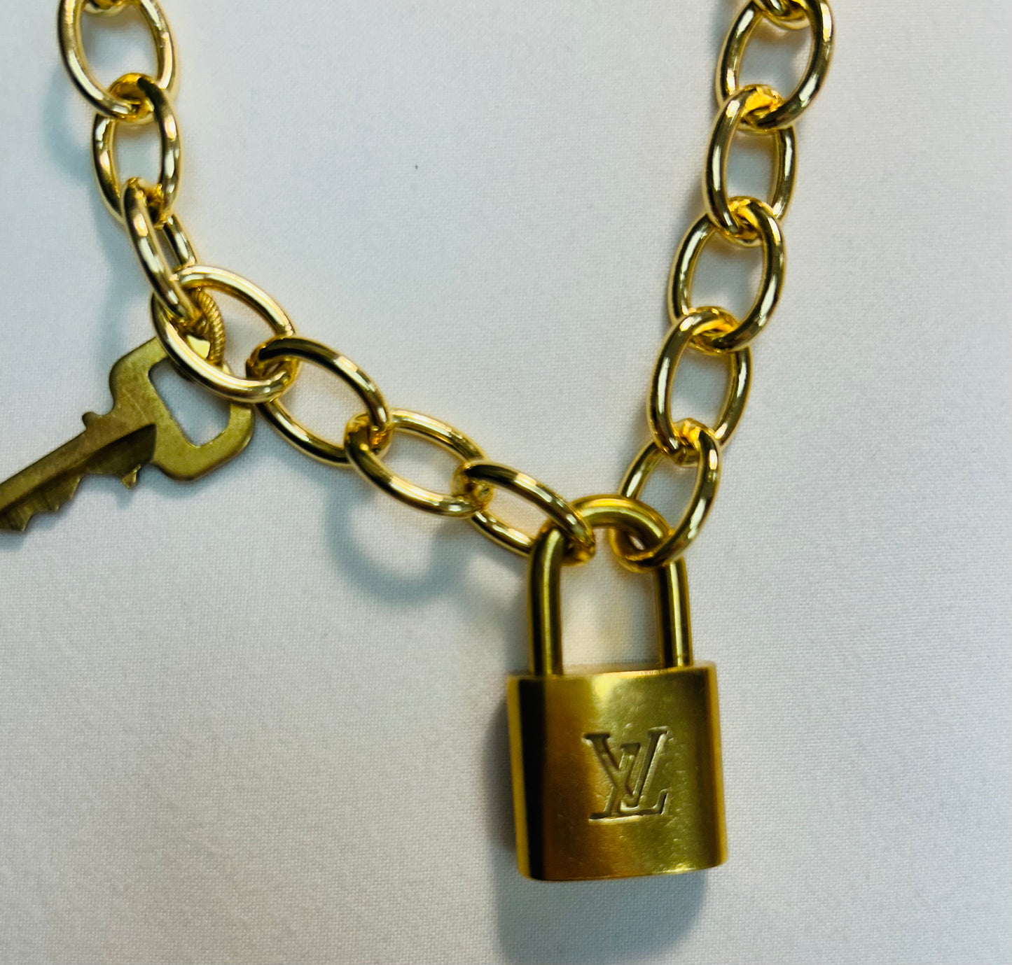 003- LV Lock Gold Filled Polished Round Link Necklace